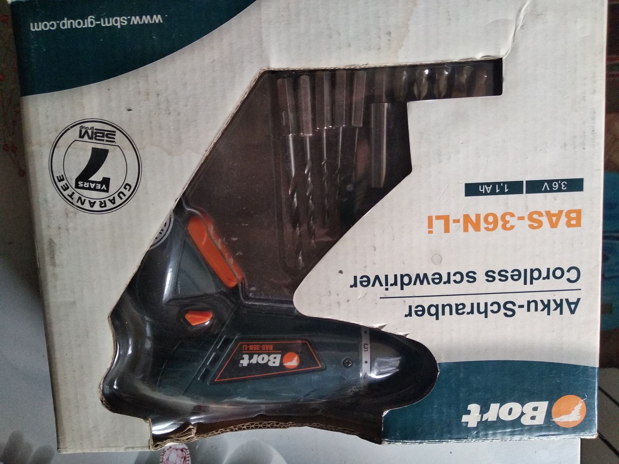 Шуруповёрт Bort,BAS-N-Li