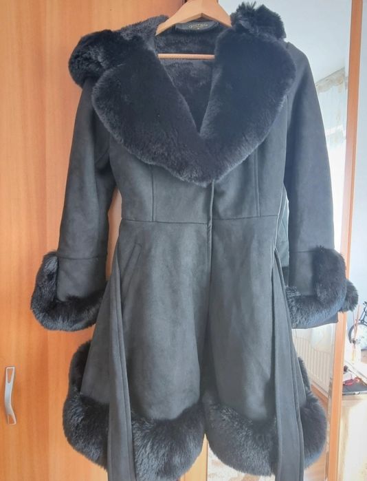 Haină de catifea cu blăniță