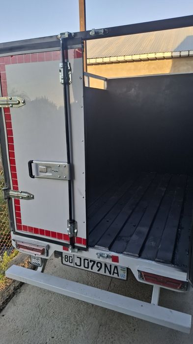 Labo avtomashinasi sotiladi