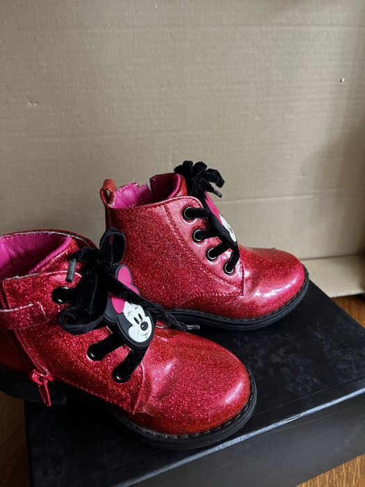 Ghetute de piele rosie  lacuite Disney  Minnie Mouse