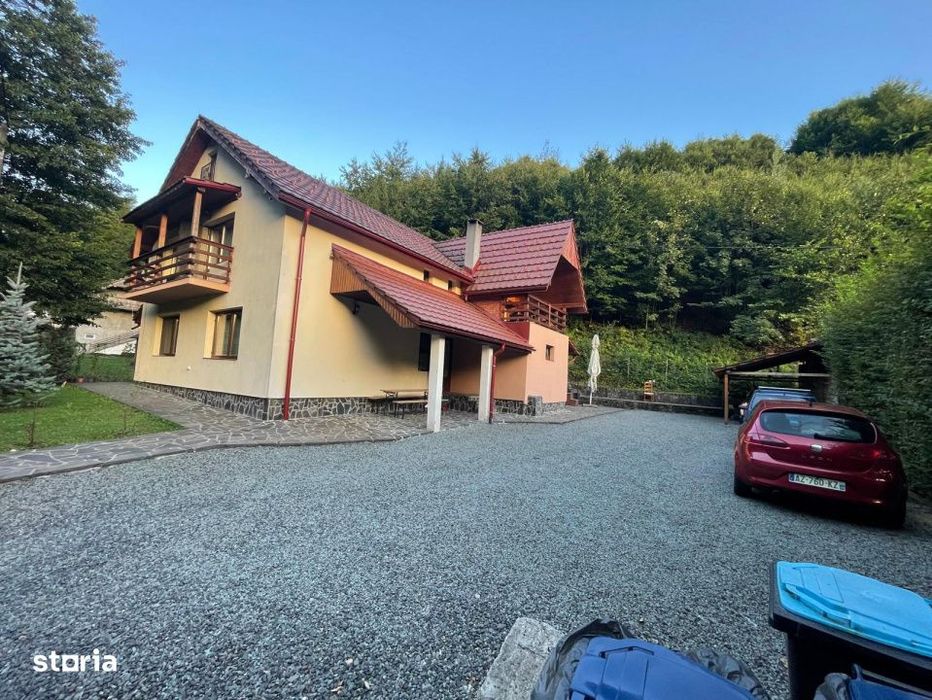 Pensiune 6 camere, 200 mp, zona Firiza-Izvoare