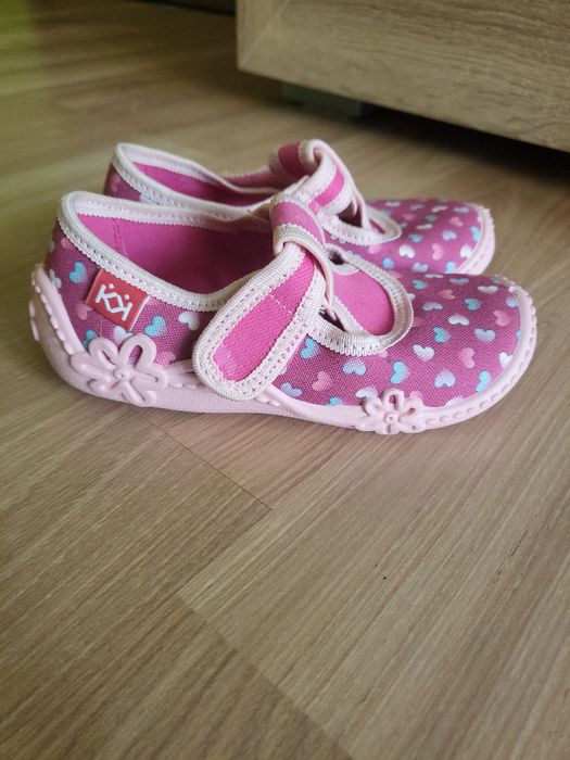 Чисто нови обувки колев и колев