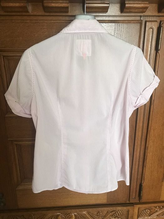 Camasa firma HUGO BOSS originala,impecabile