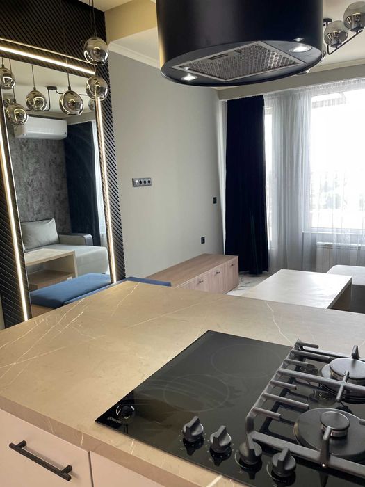 Продава се Двустаен апартамент в София, Красна поляна 2 - 68 кв.м за 1398 €/кв.м - Снимка #2