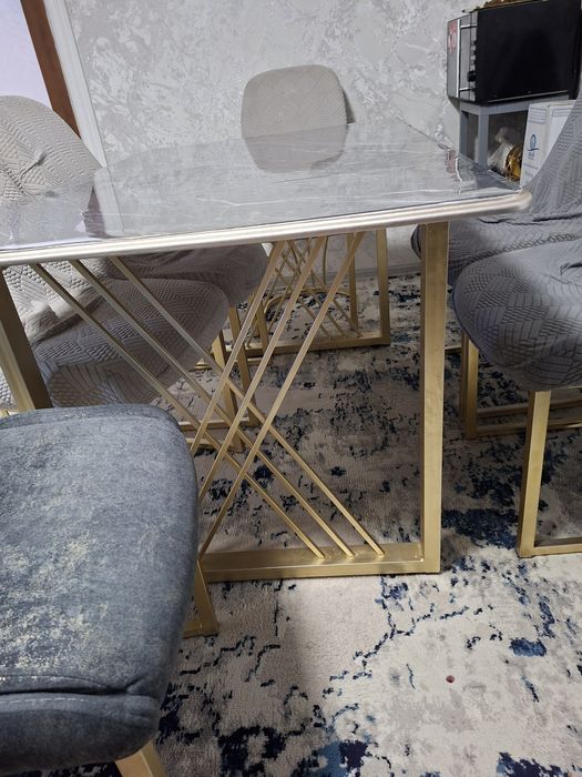 Стол стул сотилади 6 кишили комплект