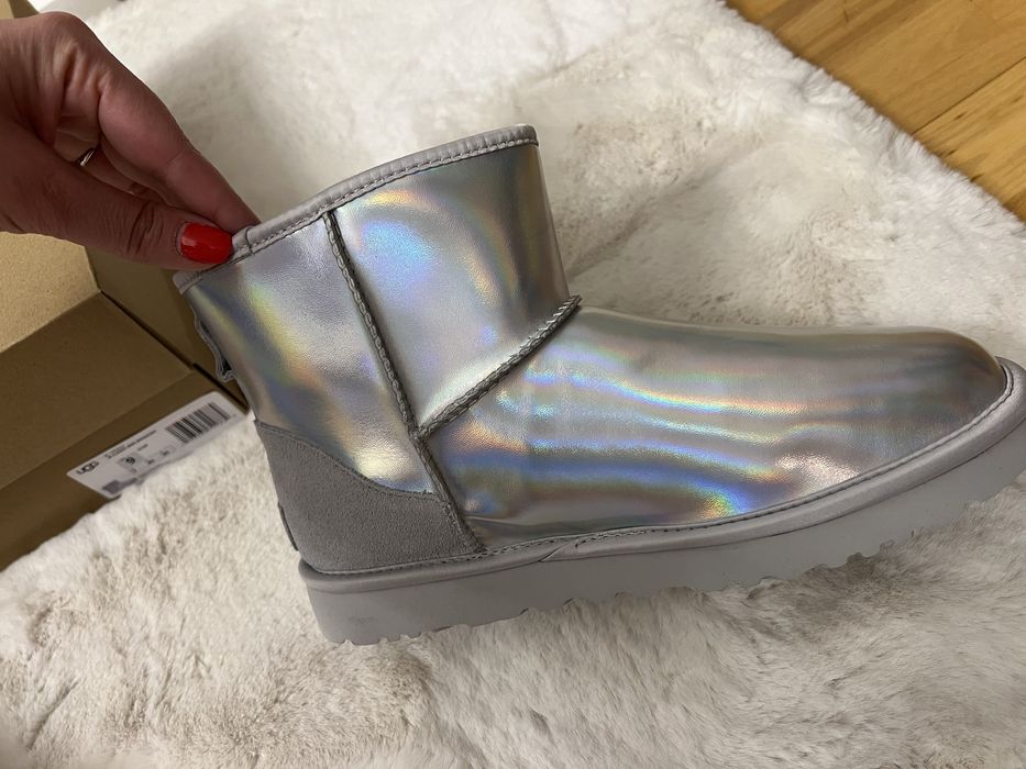 UGG Iridescent marimea 40