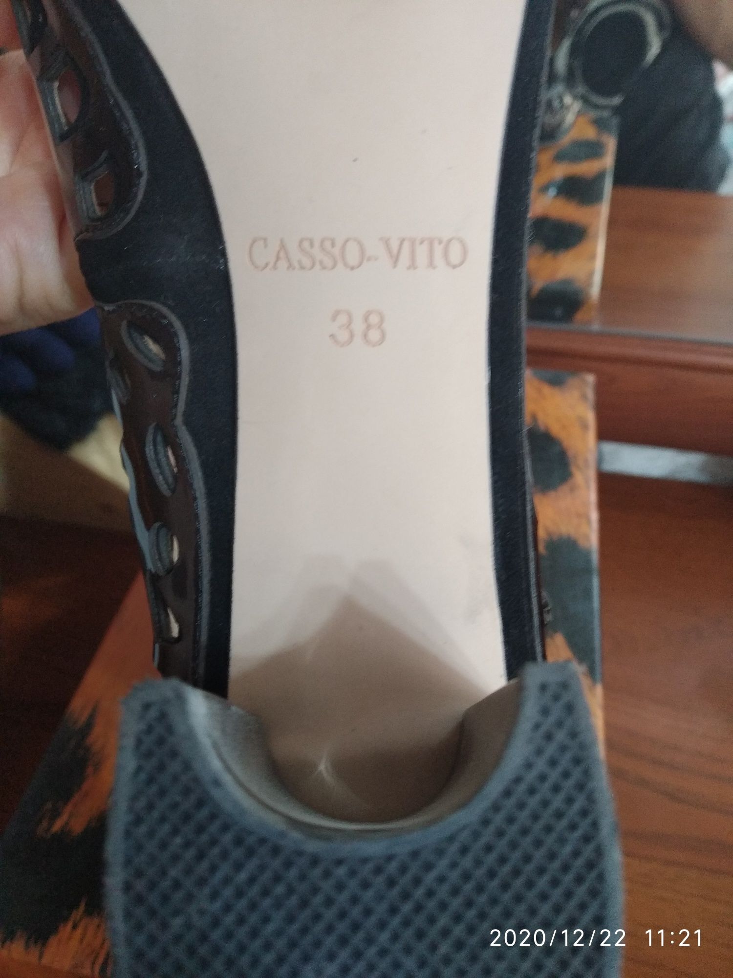 Продам туфли 38р