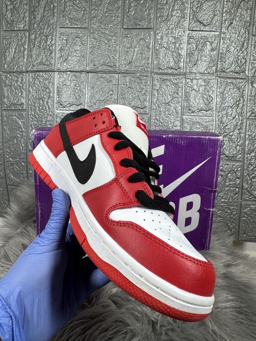 Nike Air Jordan Low Chicago
