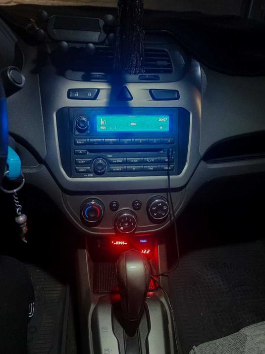 Chevrolet Cobalt LTZ 2013 — Серебристый, один хозяин, без вложений!