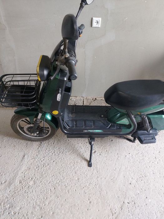 Скутар почти новый