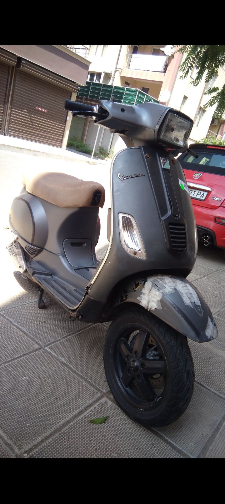 Продавам два броя vespa 50 s четиритактови