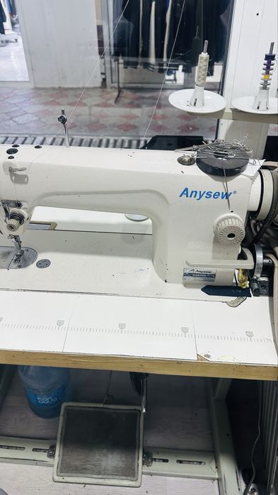 Продам Швейную машинку