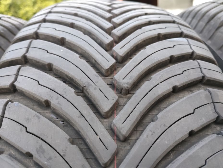 Всесезонни гуми Bridgestone Turanza All Season 6