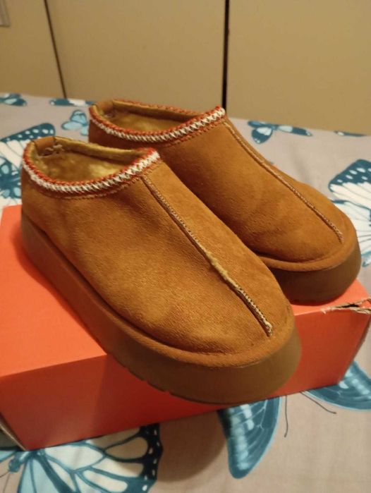 Papuci UGG Maro nr.39