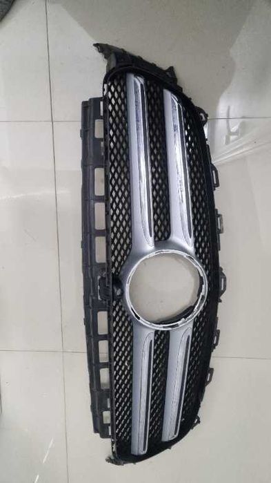 Grila radiator bara fata mercedes e w213 c w205 glc x253