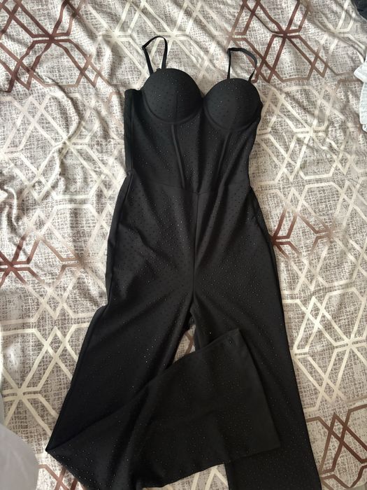 Чисто нов гащеризон с камъчета