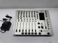 Аудио миксер/пулт - Behringer Pro mixer DX 1000