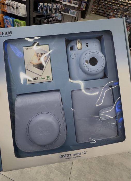 Продам Instax Mini 12 Blue.