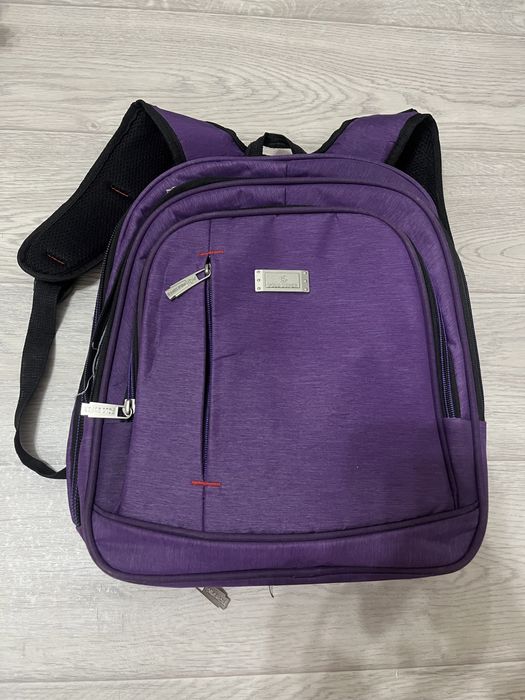 фиолетовый рюкзак