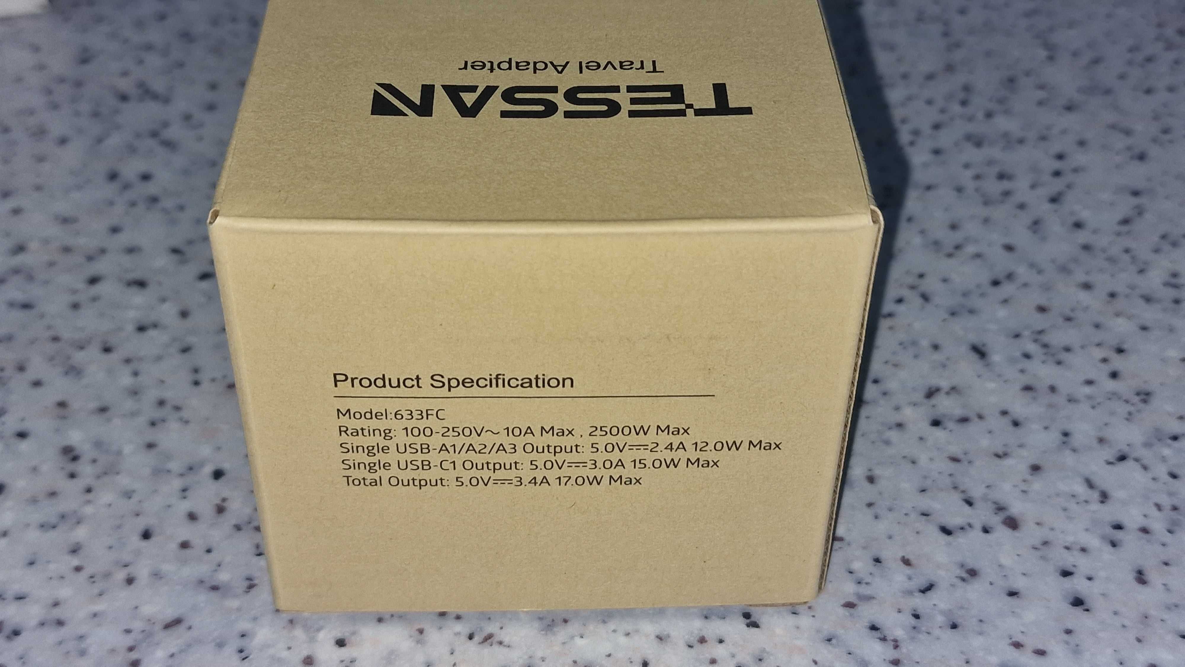 Adaptor priza international Tessan 633FC, 3xUSB-A 2.4A 1xUSB-C 3A