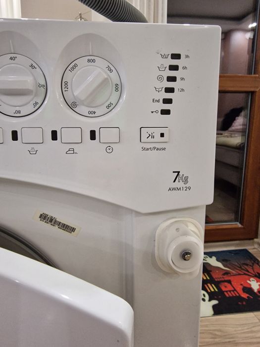 Пералня Hotpoint-Ariston