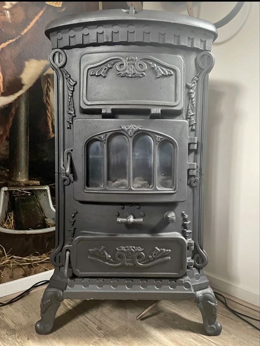 Vând șemineu din fontă