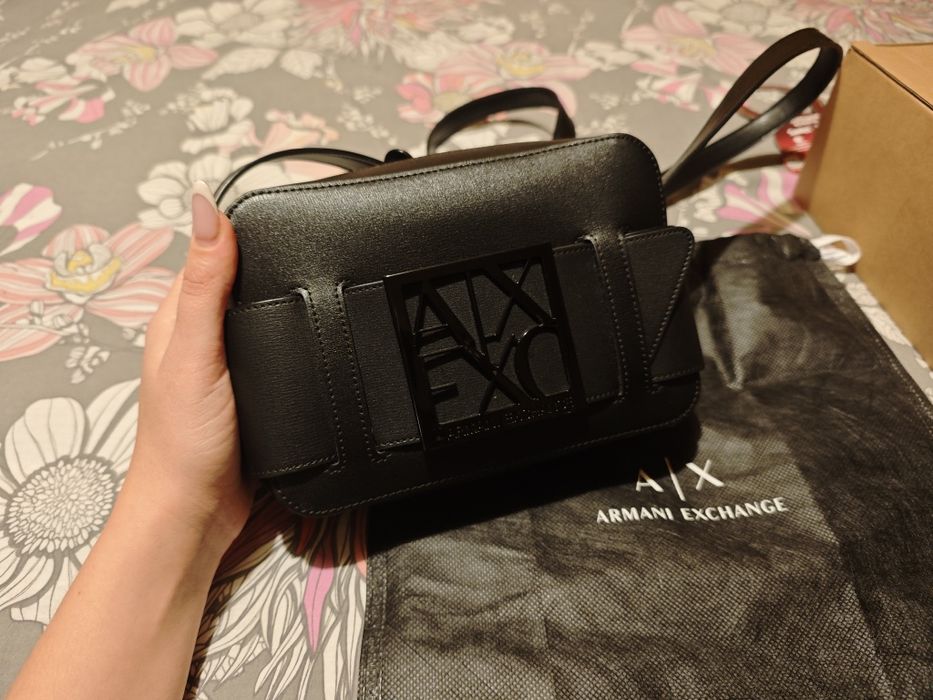Чанта. Armani Exchange,