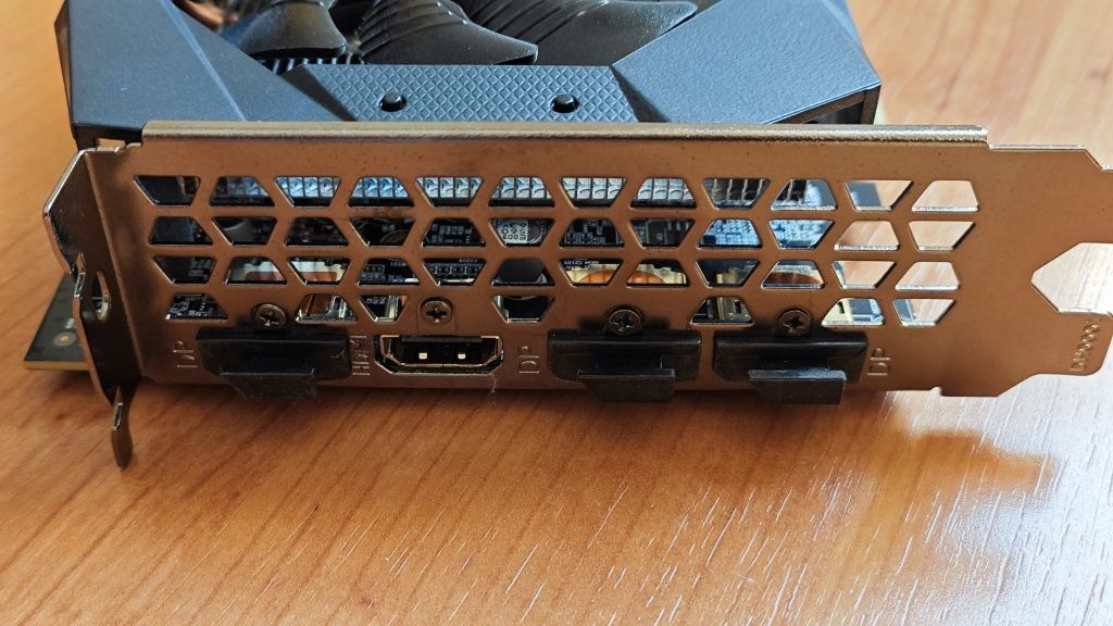 Видеокарта GIGABYTE GeForce RTX™ 2060 OC 6GB

Карта