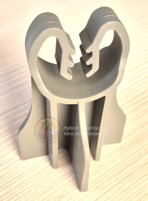 Distantier orizontal tip NORM cu clips