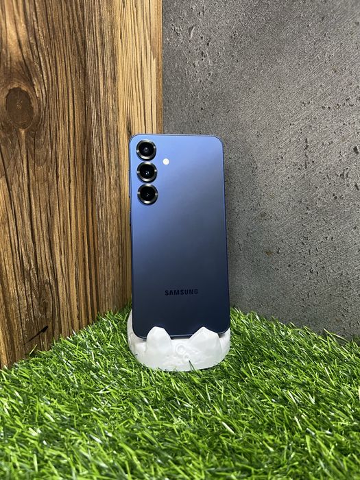 Samsung S25 продам на запчасти