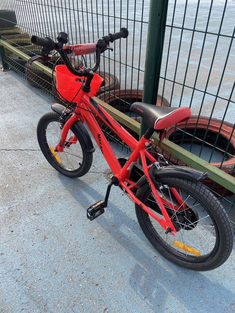 Червено колело “Makani”