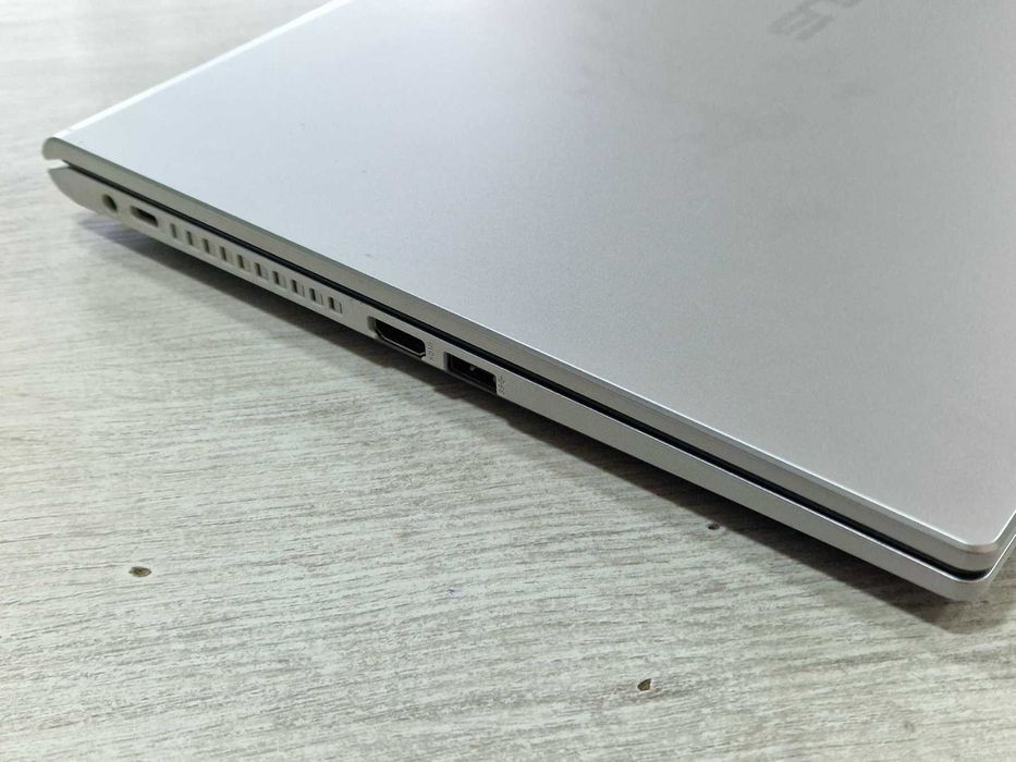 Лаптоп ASUS Vivobook X515MA 15.6inch 8GB 256GB Intel Celeron