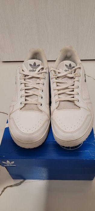 Продавам обувки Adidas