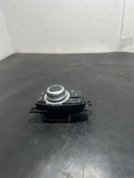 Joystick navigatie BMW Seria 5 F10 F11  Seria 7 F01 F02 | 9206444