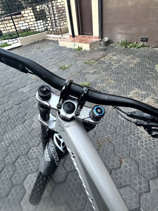 Bicicleta downhill specialized demo expert 2022