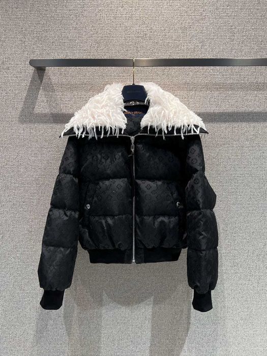 Geaca Louis Vuitton 2025- calitate premium