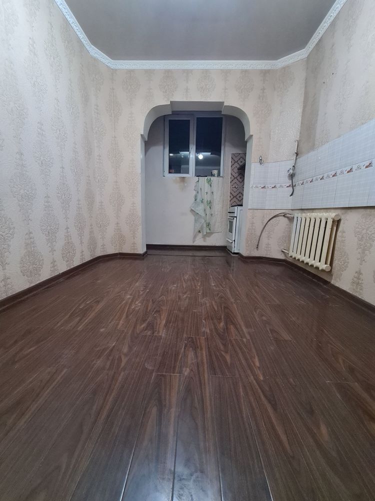 ЯККАСАРАЙ БОШЛИК.  Срочно Горит.  2 х комнатная