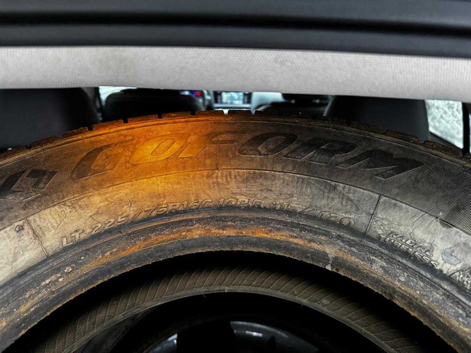 Зимние шины на Mazda Titan. Газели