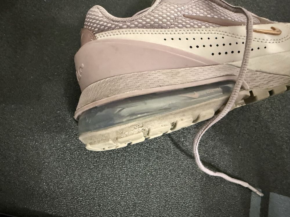 Маратонки nike air