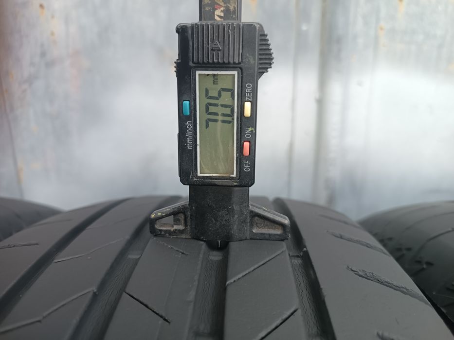 225/65/17 Bridgestone