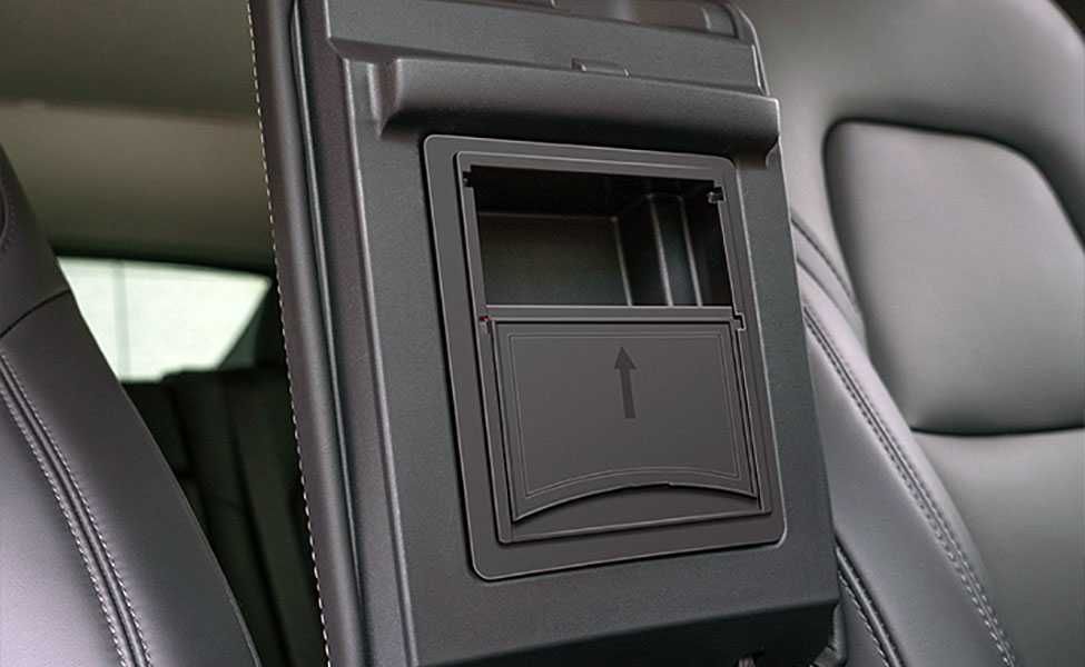 Cutie depozitare ascunsa sub cotiera - Tesla Model 3 / Y