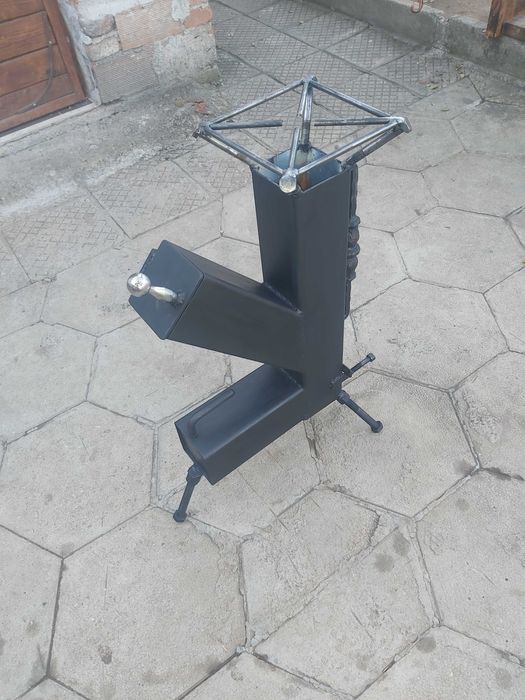 Ракетна печка за ползване на открито