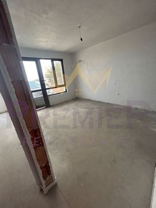 Продава се Двустаен апартамент в Варна, Виница - 95 кв.м за 1339 €/кв.м - Снимка #3