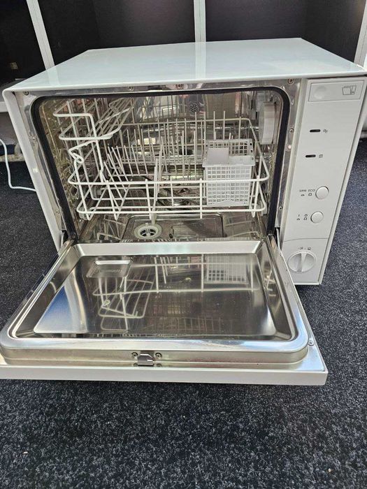 Посудомоечная машина Zanussi ZDC 240