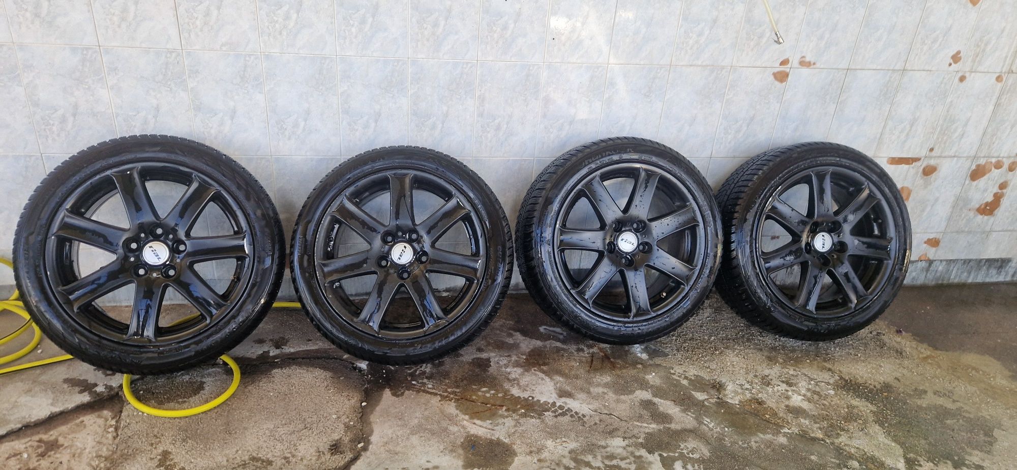 Алуминиеви джанти RIAL 17" с гуми