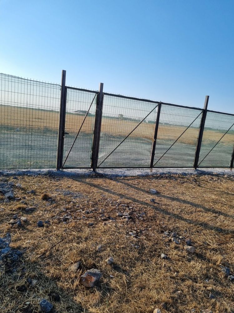 Lot de vanzare negociabil