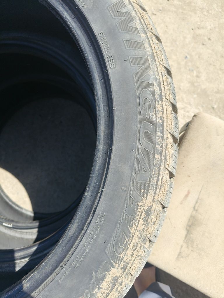 Продам шины 245/45/19