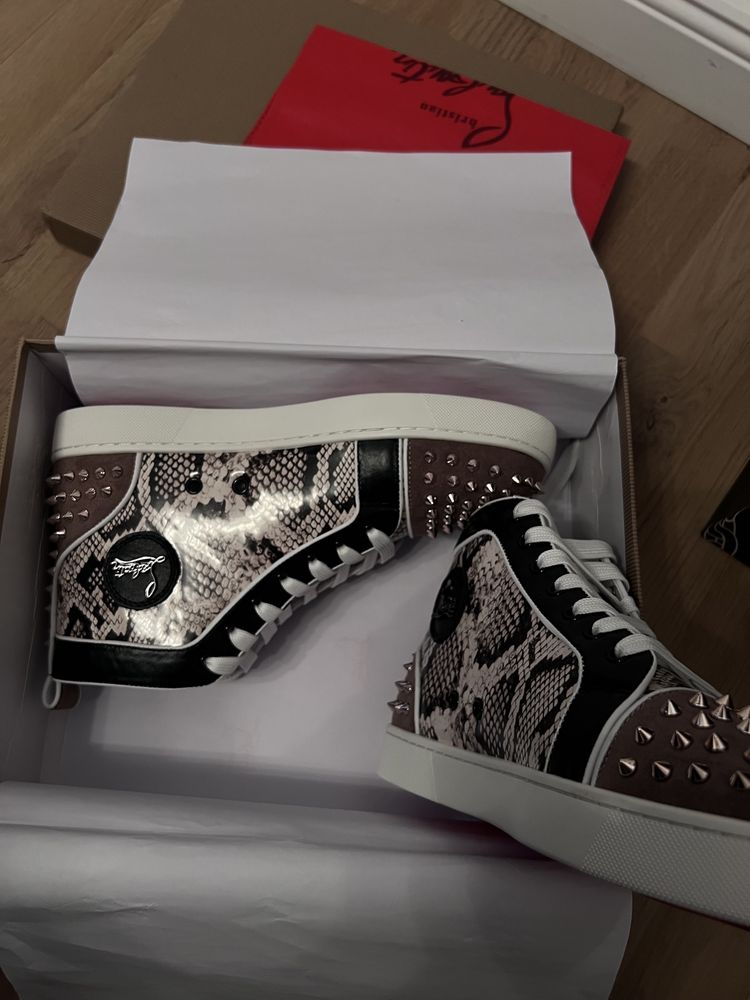 Christian louboutin Premium !!