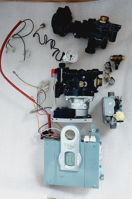 De vânzare piese ferroli divacondes f24 e