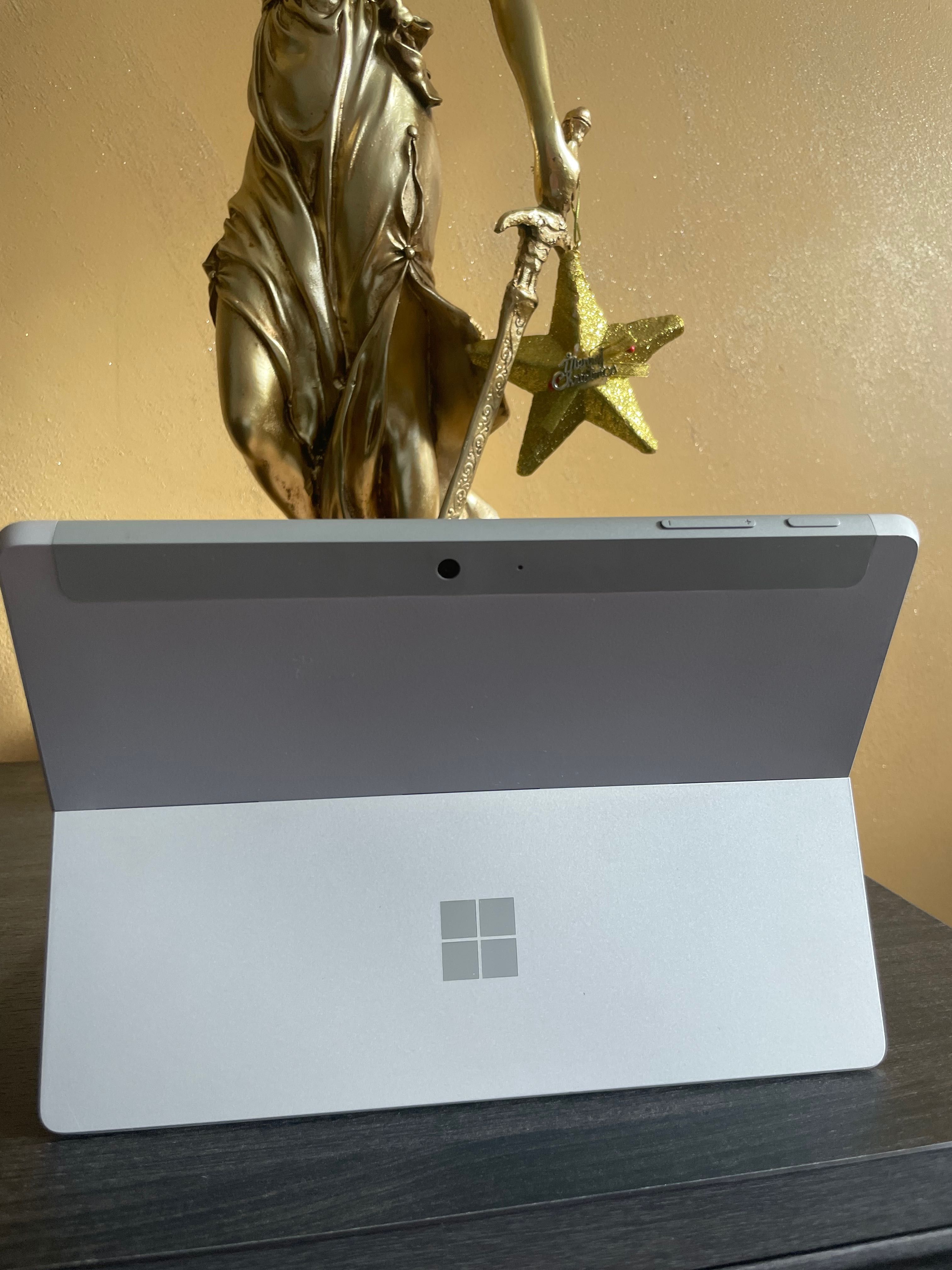 Microsoft Surface Go 128GB Windows 11 Pro